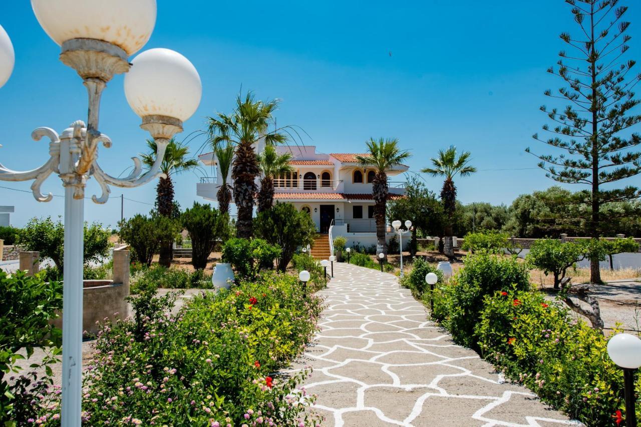 Villa Valasia Gennadi Luaran gambar