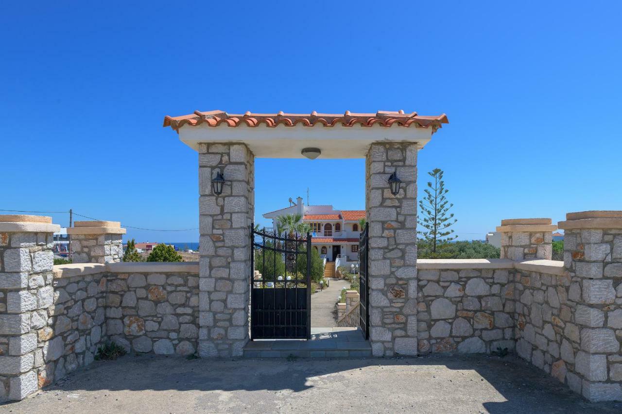 Villa Valasia Gennadi Luaran gambar