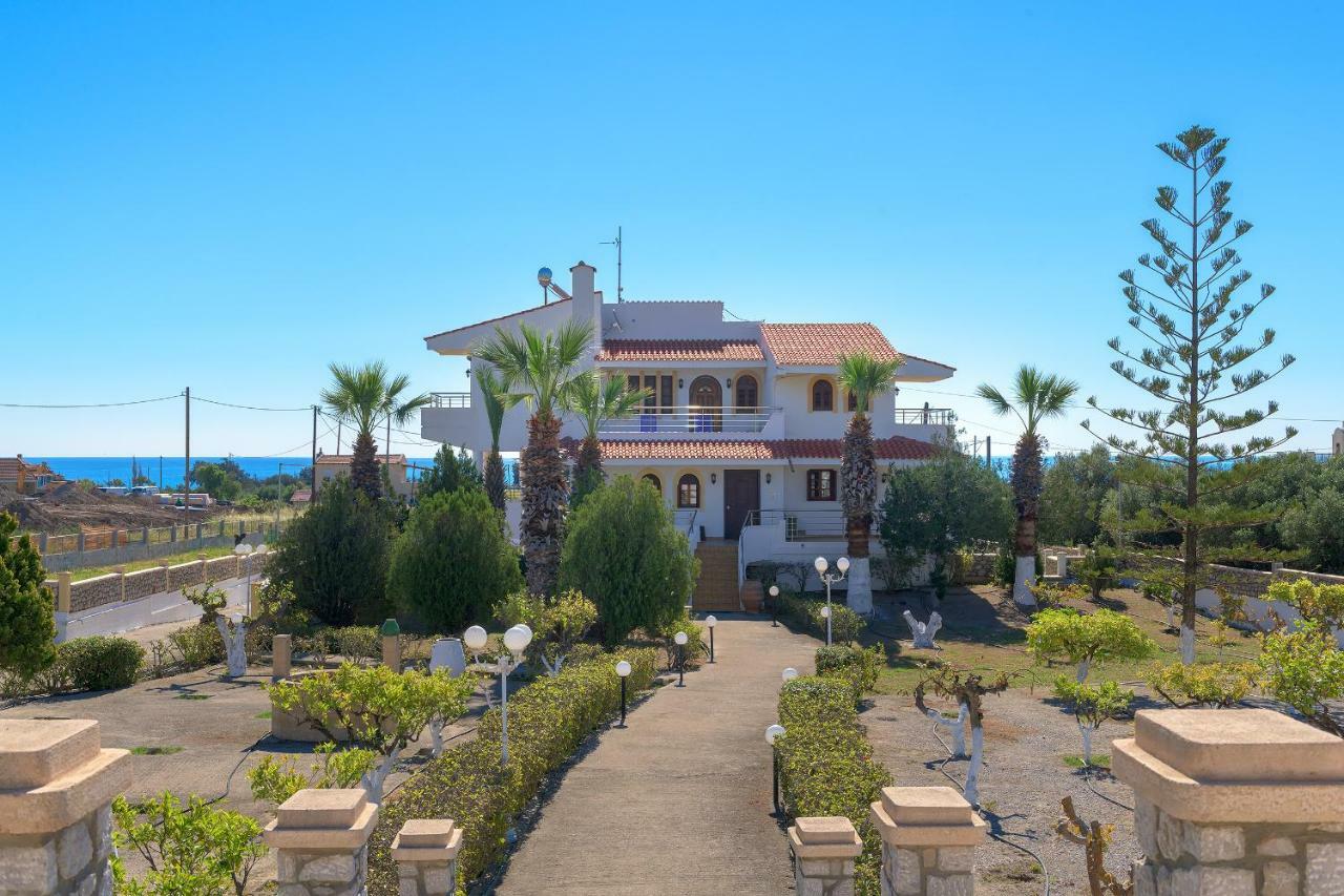 Villa Valasia Gennadi Luaran gambar