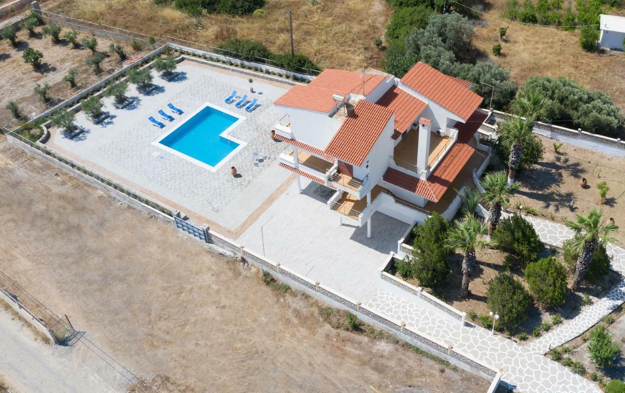 Villa Valasia Gennadi Luaran gambar